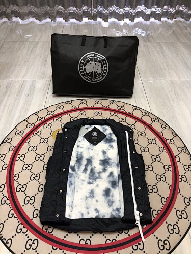 Canada Goose Black Down Vest