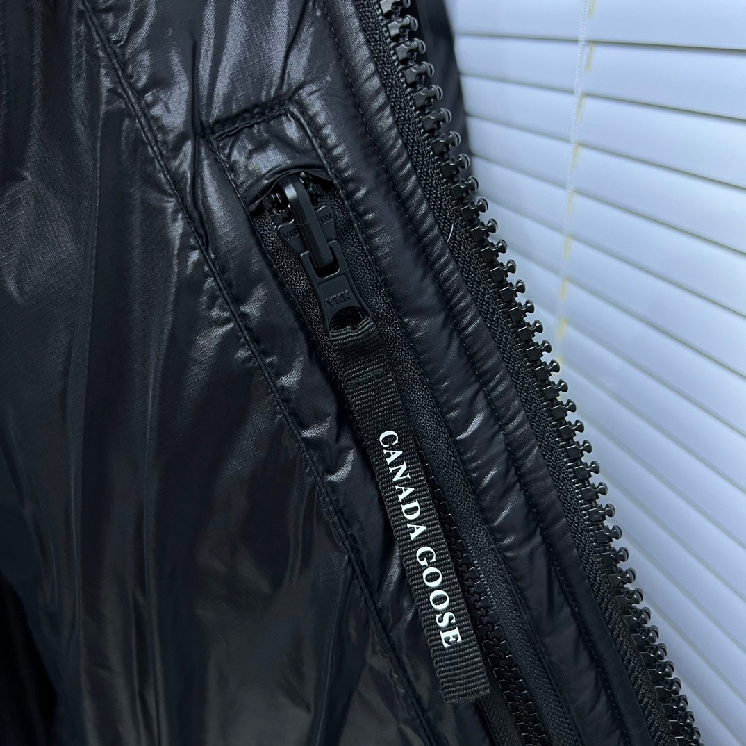 Canada Goose Dark Grey Arctic Program Puffer Jacket