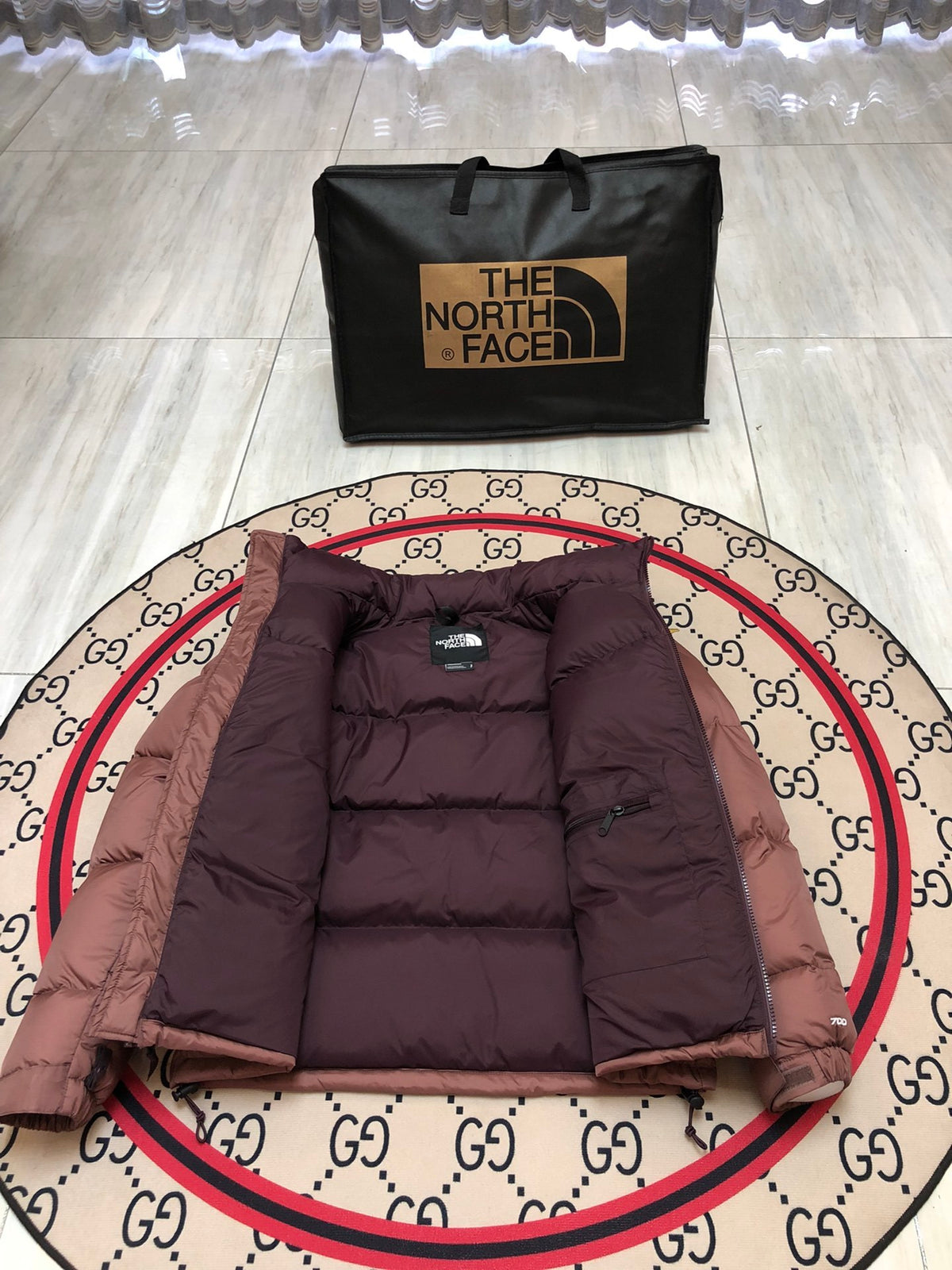 The North Face Brown Nuptse 700-Fill Down Jacket Burgundy Colorblock