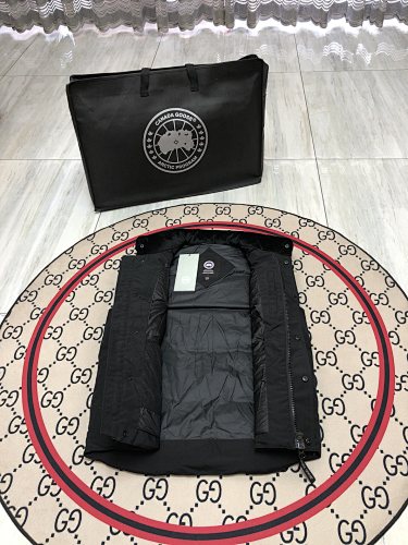 Canada Goose Black Down Vest